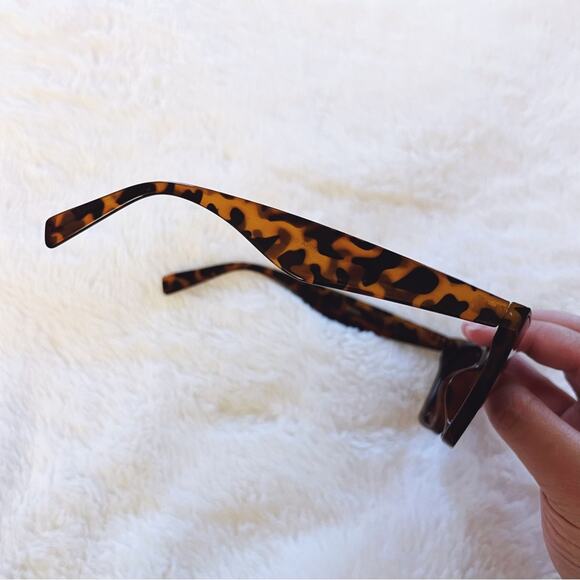 Lucy Tortoise Brown Sleek Square Frame Sunglasses - Picture 7 of 10